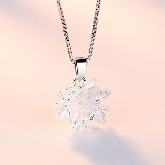 925 Sterling Silver Ice Snowflake Pendant Necklace Women Girls Christmas Gift